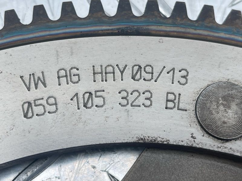Маховик двигуна 059105323BL Audi Q7