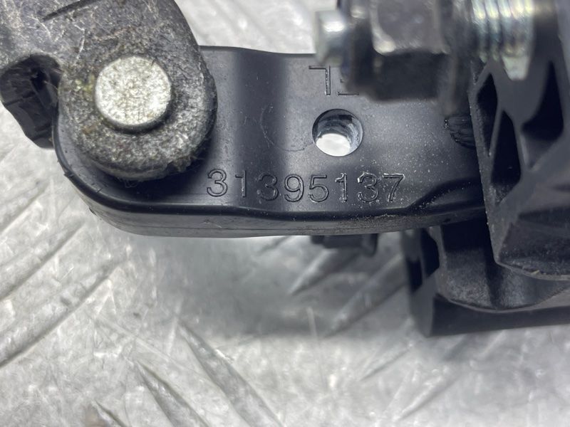 Обмежувач відкривання дверей 31395137 Volvo XC90