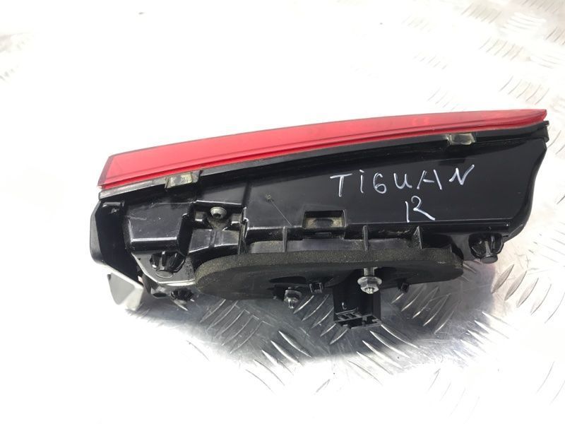 Стоп / ліхтар внутрішній Volkswagen Tiguan