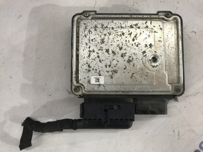 Блок управления двигателем 06J906027BH Volkswagen Tiguan