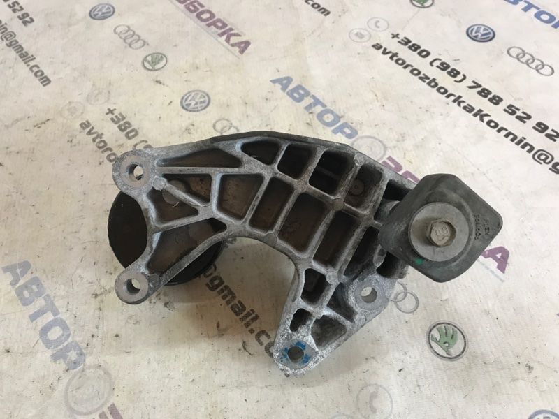 Кронштейн блока АКПП DG937M125AD Ford Fusion