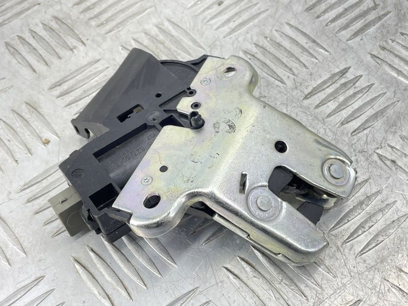 Замок кришки багажника 4F5827505D Volkswagen CC