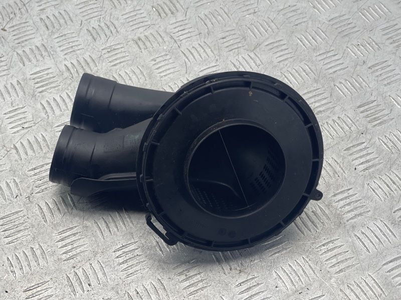 Воздуховод 4g0129616b Audi A6