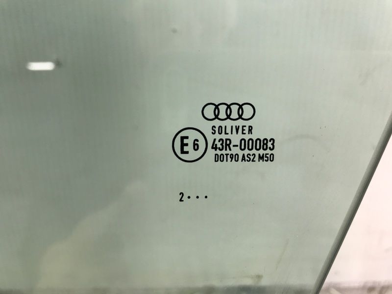 Скло дверей Audi S6