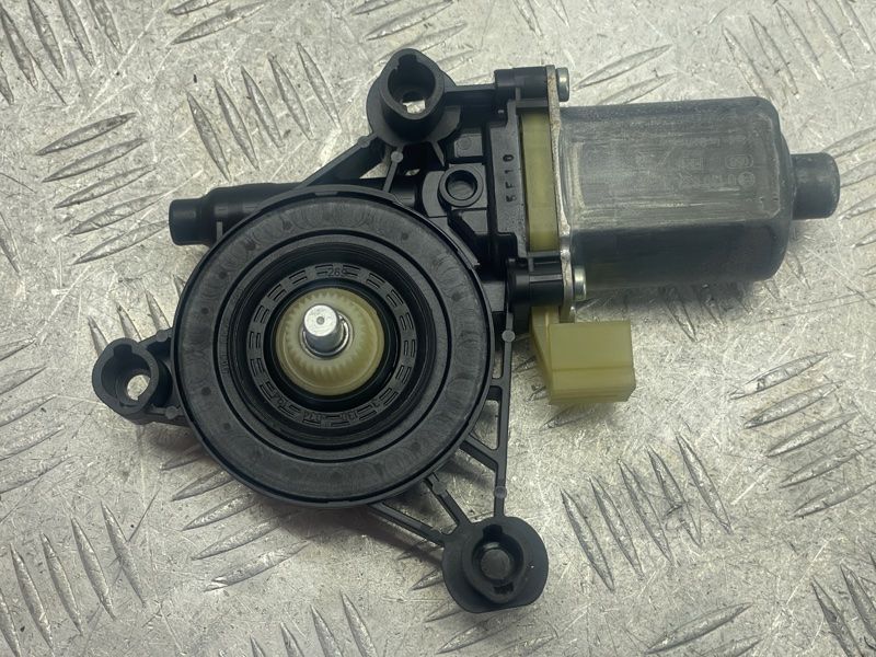 Мотор склопідйомника 8W0959801 Audi Q7