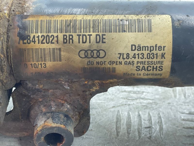 Стійка амортизатора в зборі з пружиною 7L8413031K Audi Q7