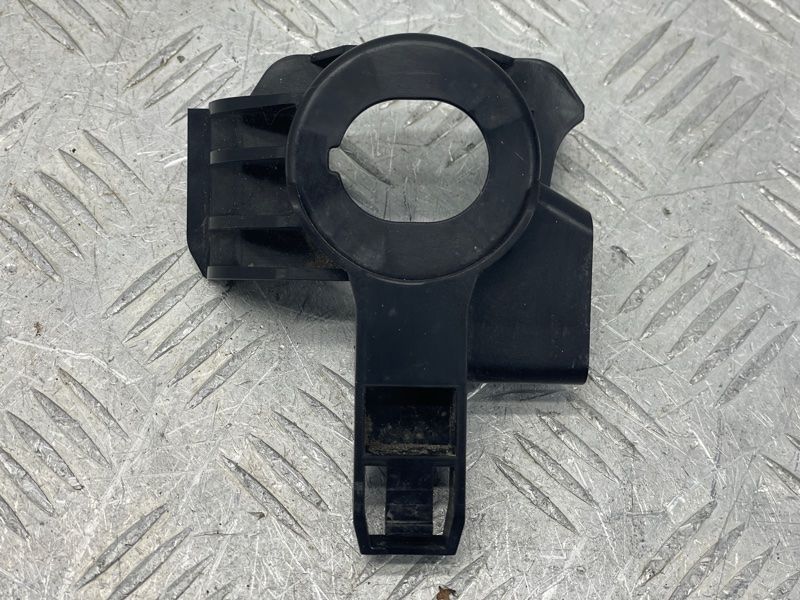 Крепление радиатора 80A805202A Audi Q5