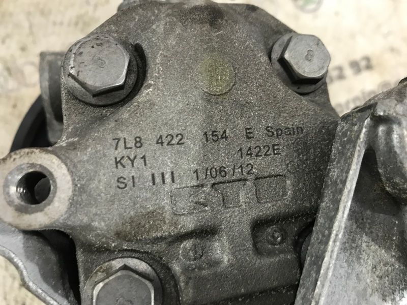 Насос гідропідсилювача керма 7L8422154E Audi Q7