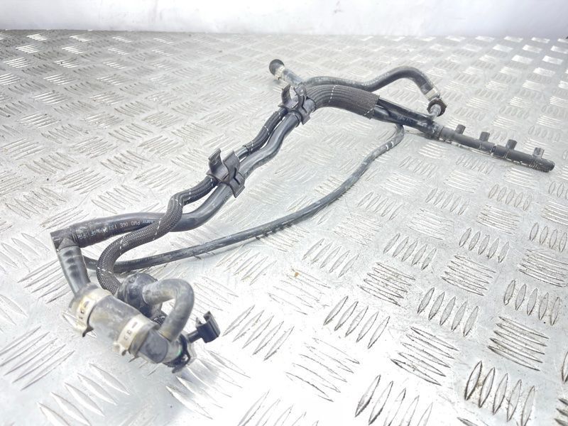 Вакуумний шланг 06E133790AF Audi Q7
