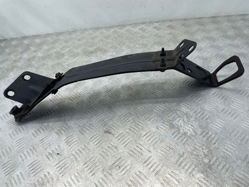 Опора лонжерона 4M0805351 Audi Q7