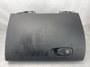 Бардачок / Вещевой ящик 31417596 Volvo XC60