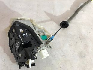 Замок передней двери 8J1837015F Audi Q3