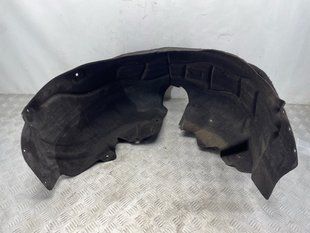 Подкрылок Audi A8