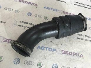 Патрубок 8692401 Volvo XC60