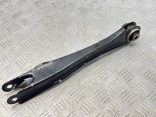 Рычаг задней подвески поперечный нижний 31360855 Volvo XC60