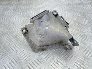 Защита подушки двигателя 8K0399059F Audi Q5