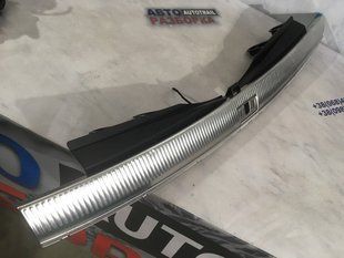 Накладка багажника 4L0864483 Audi Q7