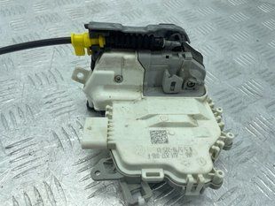 Замок передней двери 8J1837016F Audi Q7