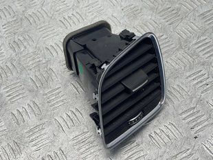 Дефлектор воздуховода Audi Q3