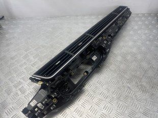 Дефлектор повітропроводу 4M1820902N6PS Audi Q7