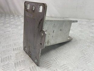 Кронштейн усилителя бампера левый 80A807133 Audi Q5 Audi Q5, Audi Q5 Sportback, Audi SQ5, Audi SQ5 Sportback