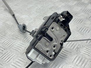 Замок передніх дверей 31349890 Volvo XC90