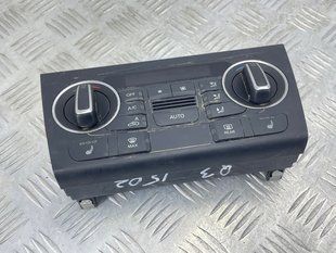 Панель керування клімат-контролем 8U0820043GXHA Audi Q3