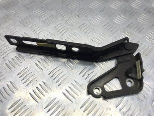 Петля капота 4L0823302 Audi Q7