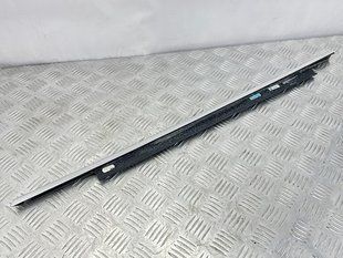 Молдинг двери ХРОМ 8U0863764 Audi Q3