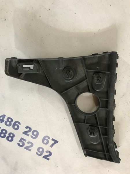 Направляюча заднього бампера 4G8807454 Audi A7