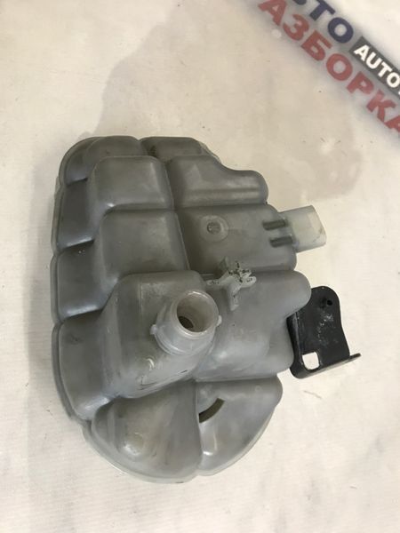 Розширювальний бачок 4G0121403D Audi A7 Audi A6, Audi A7, Audi RS7, Audi S6, Audi S7