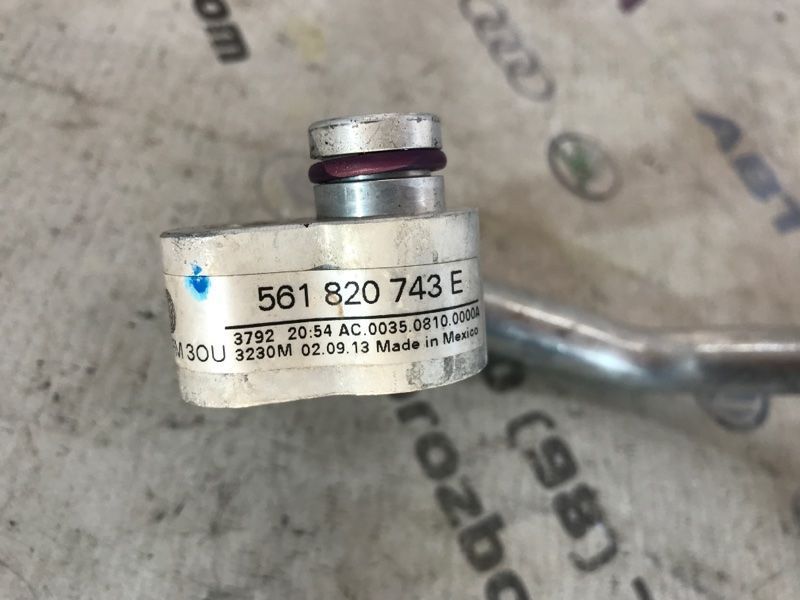 Шланг кондиционера 561820743E Volkswagen Passat