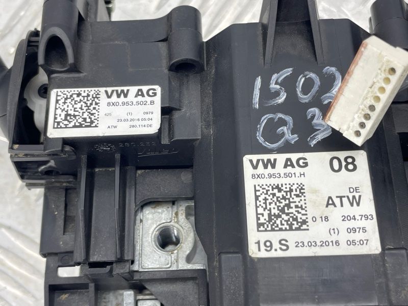 Блок підкермових перемикачів 8X0953502B Audi Q3