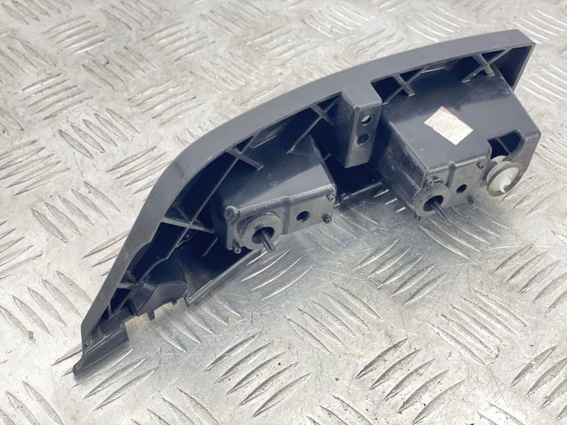 Кронштейн заднього бампера KT4B17D949A Ford Edge
