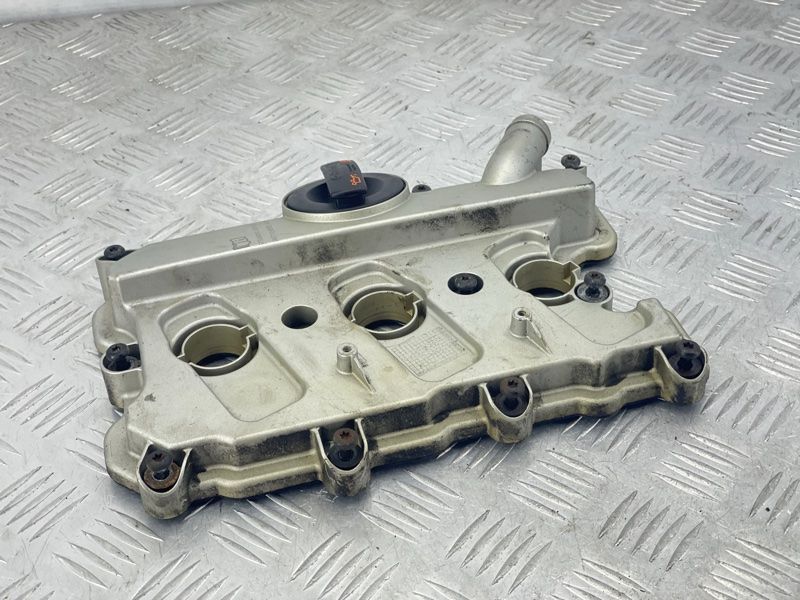 Клапанная крышка левая 06E103471P Audi A6 Audi A4, Audi A5, Audi A6, Audi A7, Audi A8, Audi Q5, Audi Q7, Audi S4, Audi S5, Audi SQ5