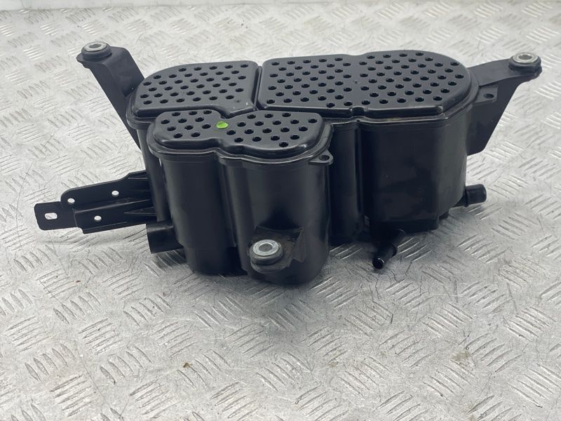 Aдсорбер 4G0201801C Audi A7