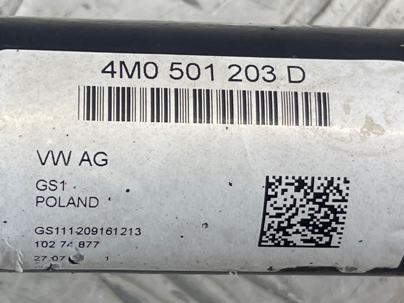 Полуось 4M0501203D Audi Q7
