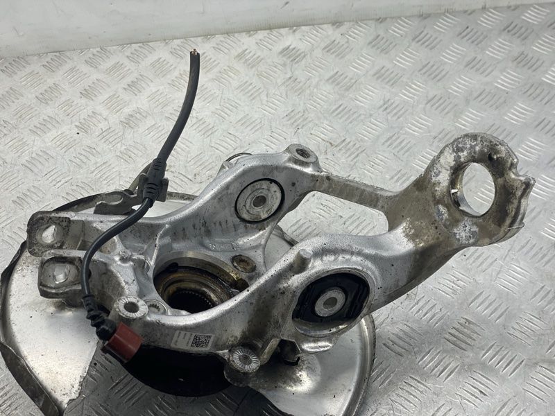 Поворотний кулак / цапфа 8R0505432F Audi A7