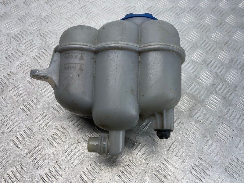 Розширювальний бачок 4M0121405J Audi Q7 Audi Q7