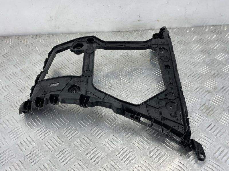 Направляющая заднего бампера 4M0807454 Audi Q7
