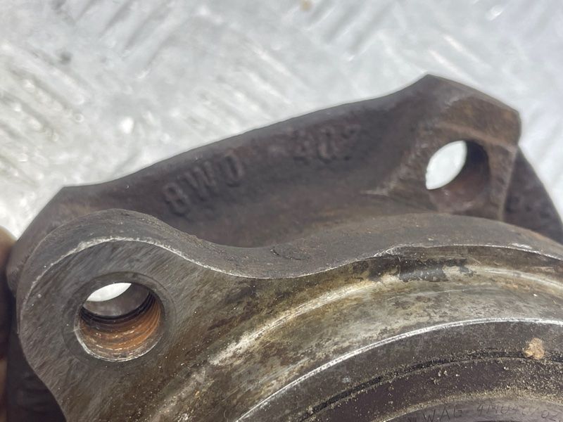 Маточина 8W0407617 Audi A4