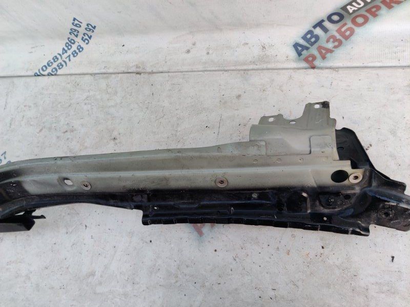 Полиця крила 4L0805157B Audi Q7