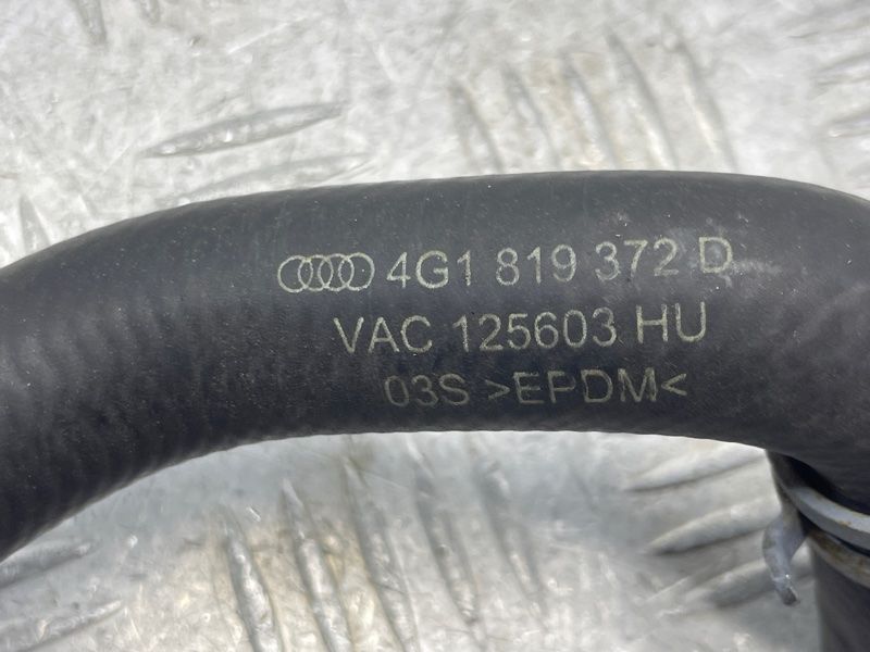 Шланг системи охолодження 4G1819372D Audi A6