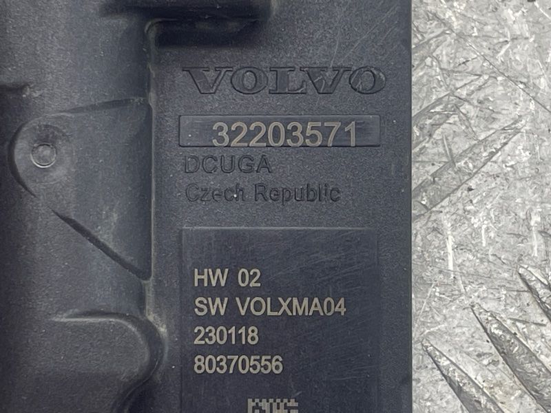 Контролер паливного насоса 32203571 Volvo XC90
