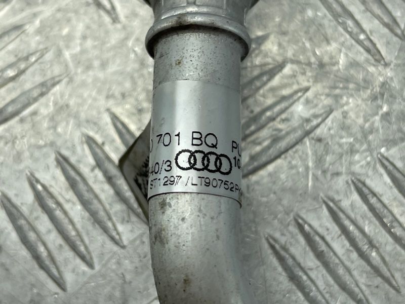 Шланг кондиціонера 4G0260701BQ Audi A6