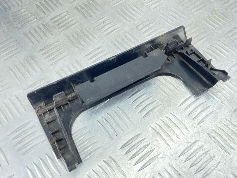 Заглушка порога 4G0853445B Audi A6
