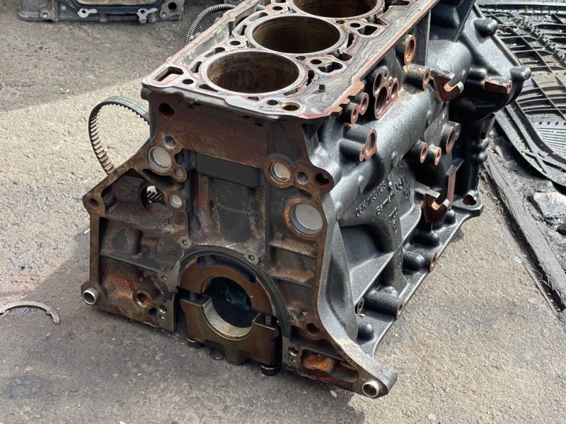 Блок циліндрів Volkswagen Passat