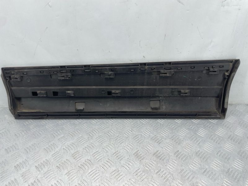 Накладка дверей 4L0853970Q Audi Q7