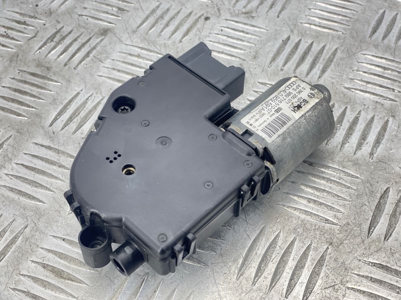 Моторчик панорами / люка 4L0959591A Audi Q7