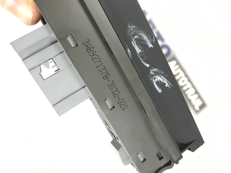 Панель кнопок стоянкового гальма 3AB927137B Volkswagen CC